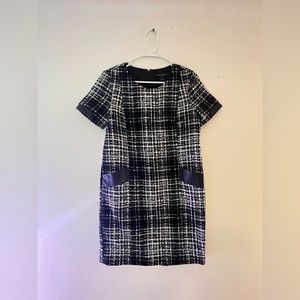 Banana Republic Dress black & white houndstooth with leather accents size 0